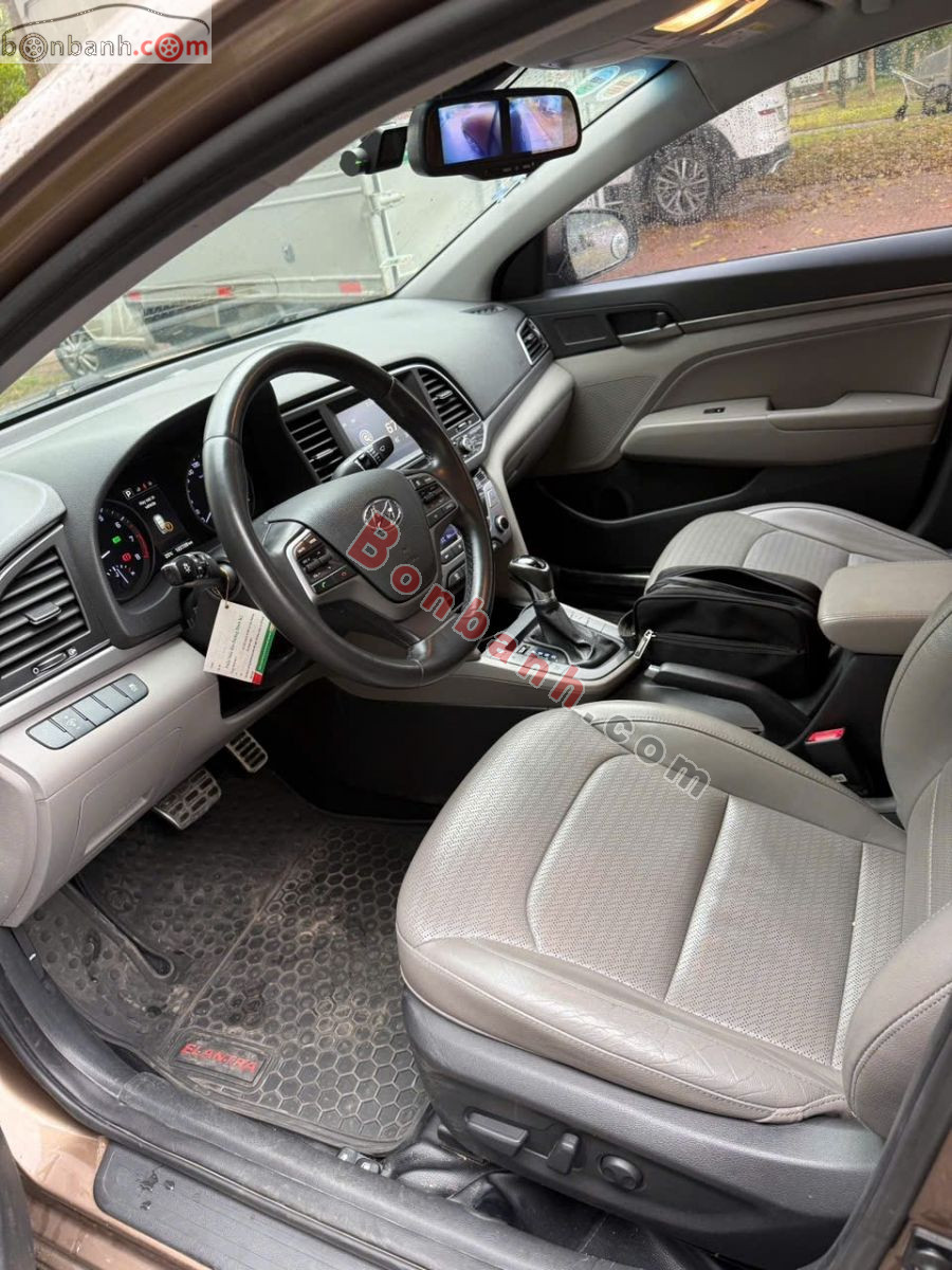 Bán ô tô Hyundai Elantra 2.0 AT - 2016 - xe cũ