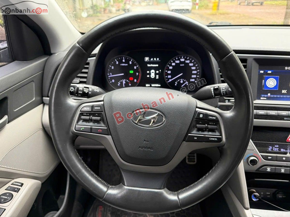 Bán ô tô Hyundai Elantra 2.0 AT - 2016 - xe cũ