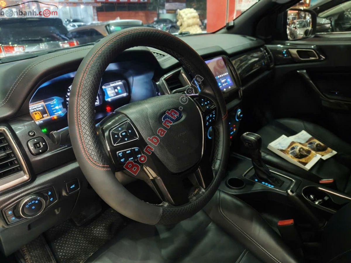 Bán ô tô Ford Everest Titanium 2.0L 4x2 AT - 2019 - xe cũ