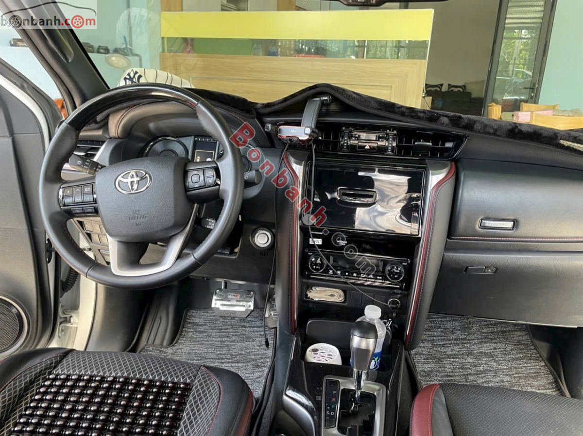 Bán ô tô Toyota Fortuner Legender 2.4L 4x2 AT - 2024 - xe cũ