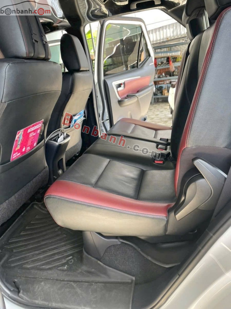 Bán ô tô Toyota Fortuner Legender 2.4L 4x2 AT - 2024 - xe cũ