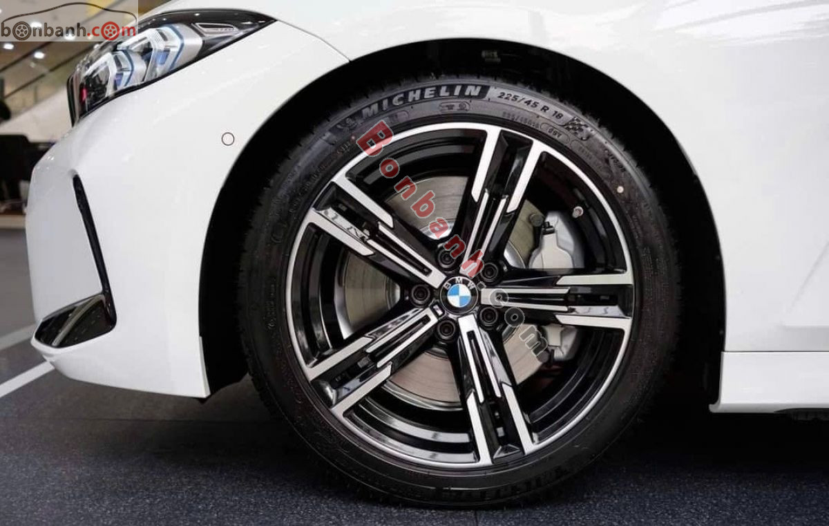 Bán ô tô BMW 3 Series 330i M Sport - 2025 - xe mới