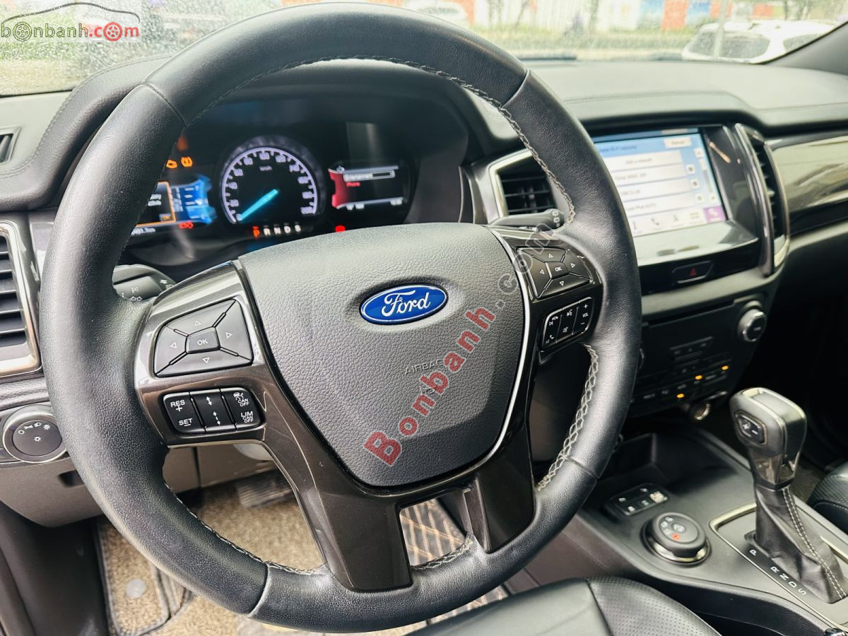 Bán ô tô Ford Everest Titanium 2.0L 4x4 AT - 2019 - xe cũ
