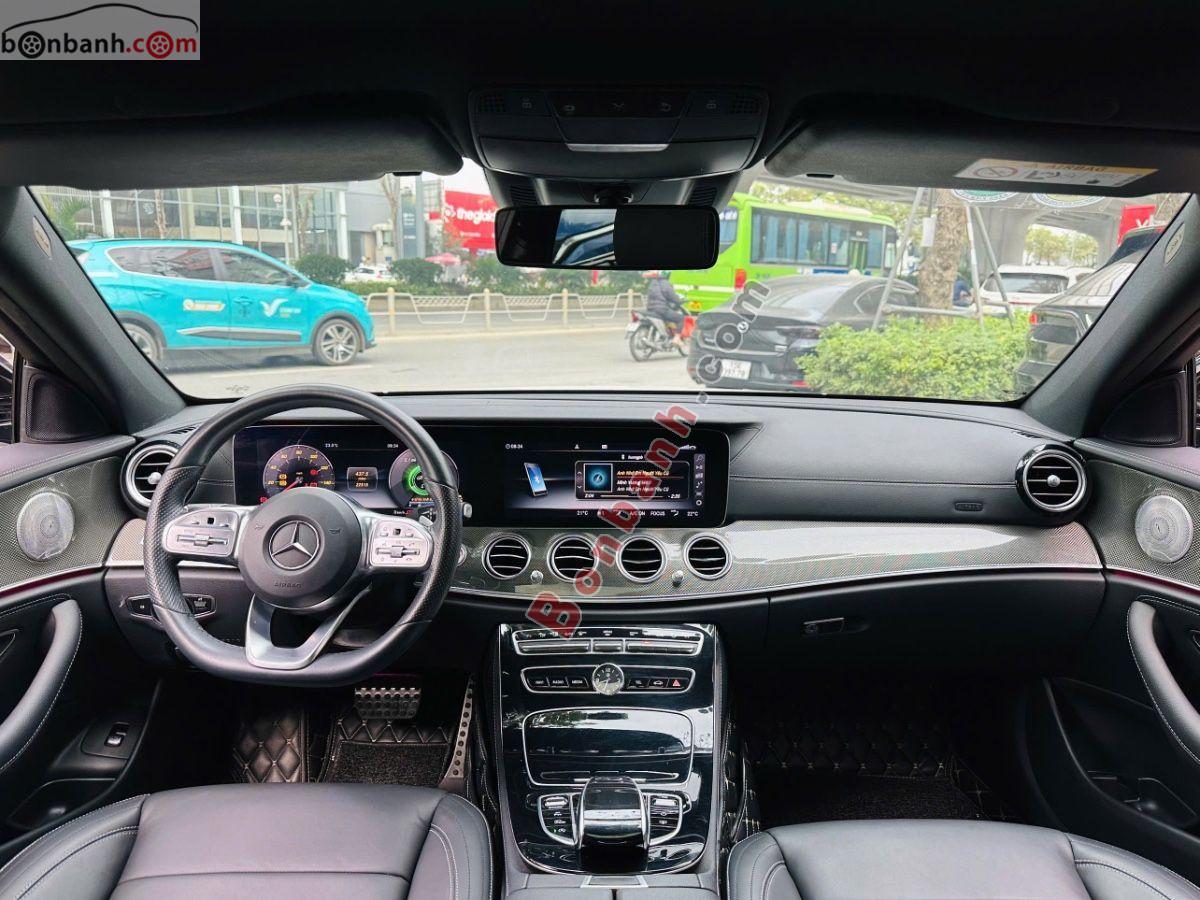 Bán ô tô Mercedes Benz E class E300 AMG - 2019 - xe cũ