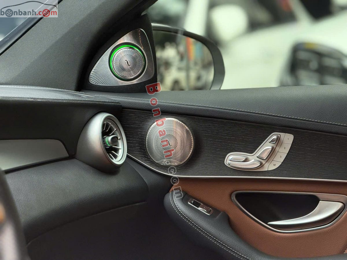 Bán ô tô Mercedes Benz GLC 300 4Matic Coupe - 2021 - xe cũ