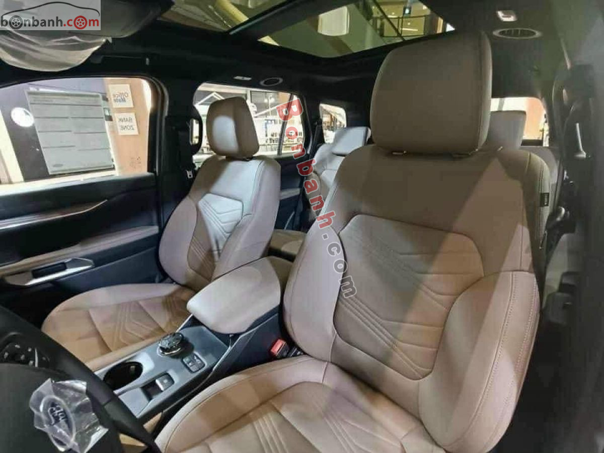 Bán ô tô Ford Everest Titanium Plus 2.0L 4x4 AT - 2022 - xe cũ