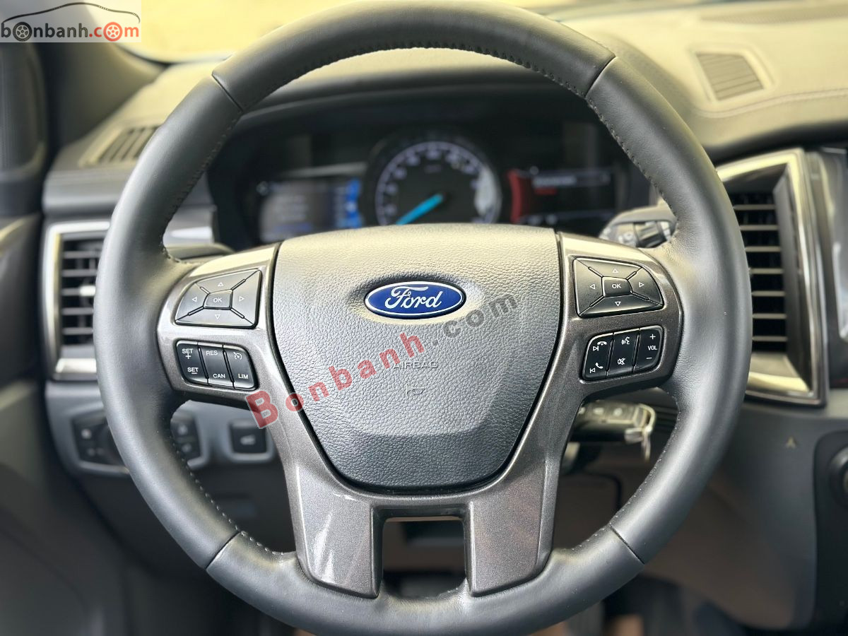 Bán ô tô Ford Everest Titanium 2.2L 4x2 AT - 2016 - xe cũ