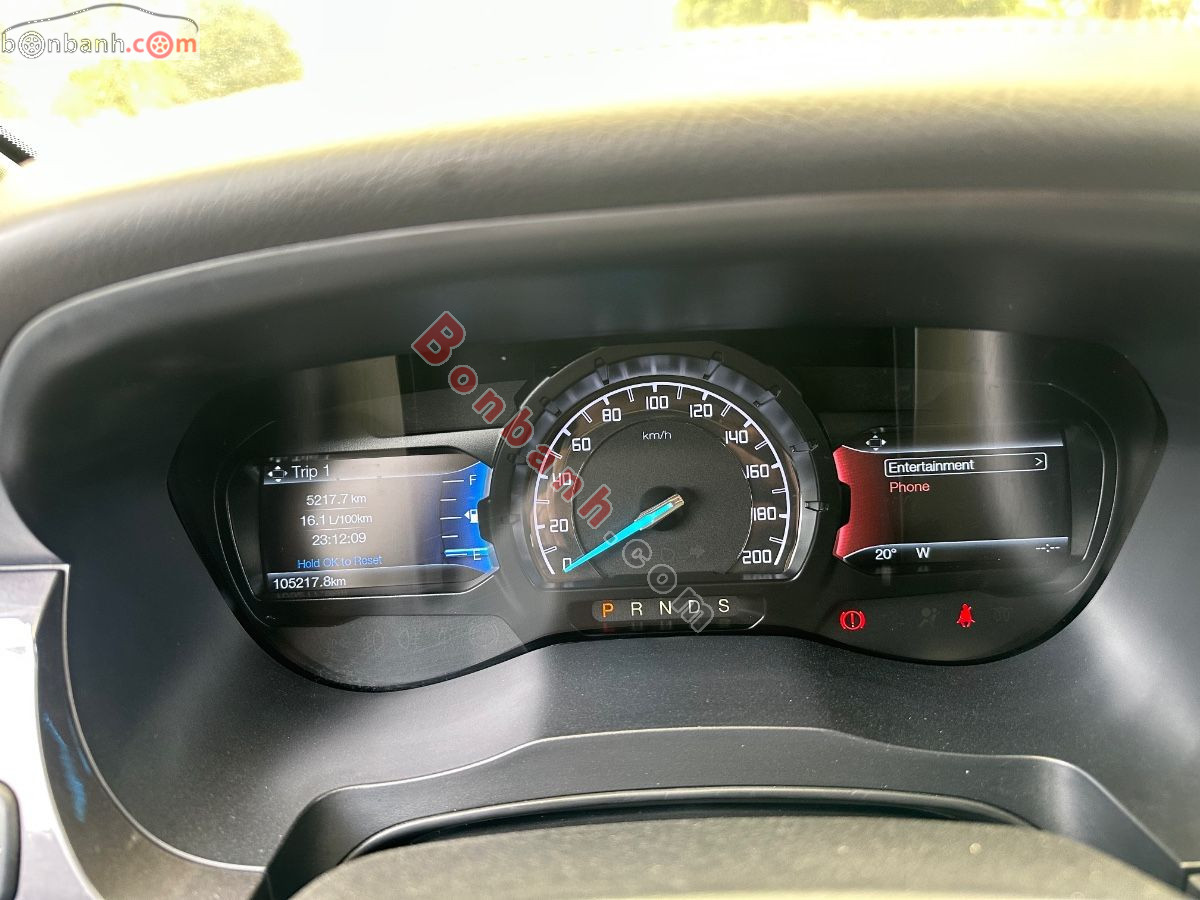 Bán ô tô Ford Everest Titanium 2.2L 4x2 AT - 2016 - xe cũ