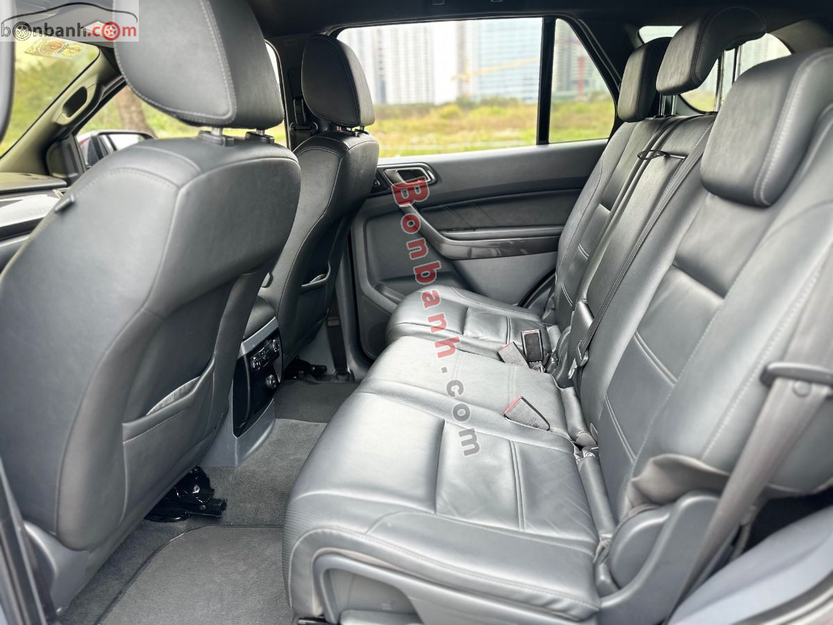 Bán ô tô Ford Everest Titanium 2.2L 4x2 AT - 2016 - xe cũ