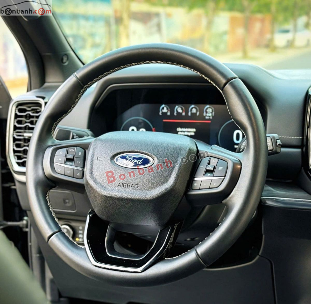 Bán ô tô Ford Everest Platinum 2.0L 4x4 AT - 2025 - xe cũ