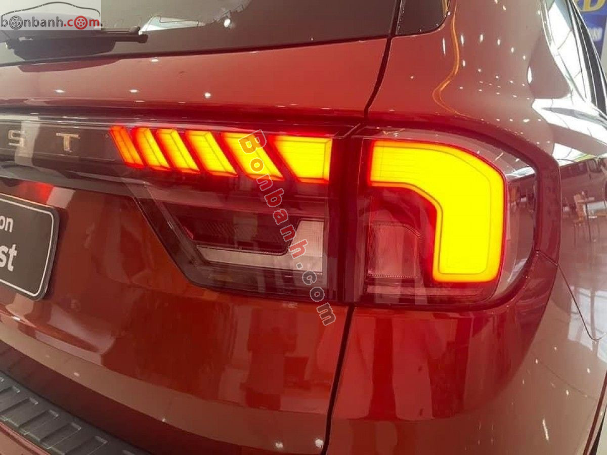 Bán ô tô Ford Everest Titanium 2.0L 4x2 AT - 2026 - xe mới