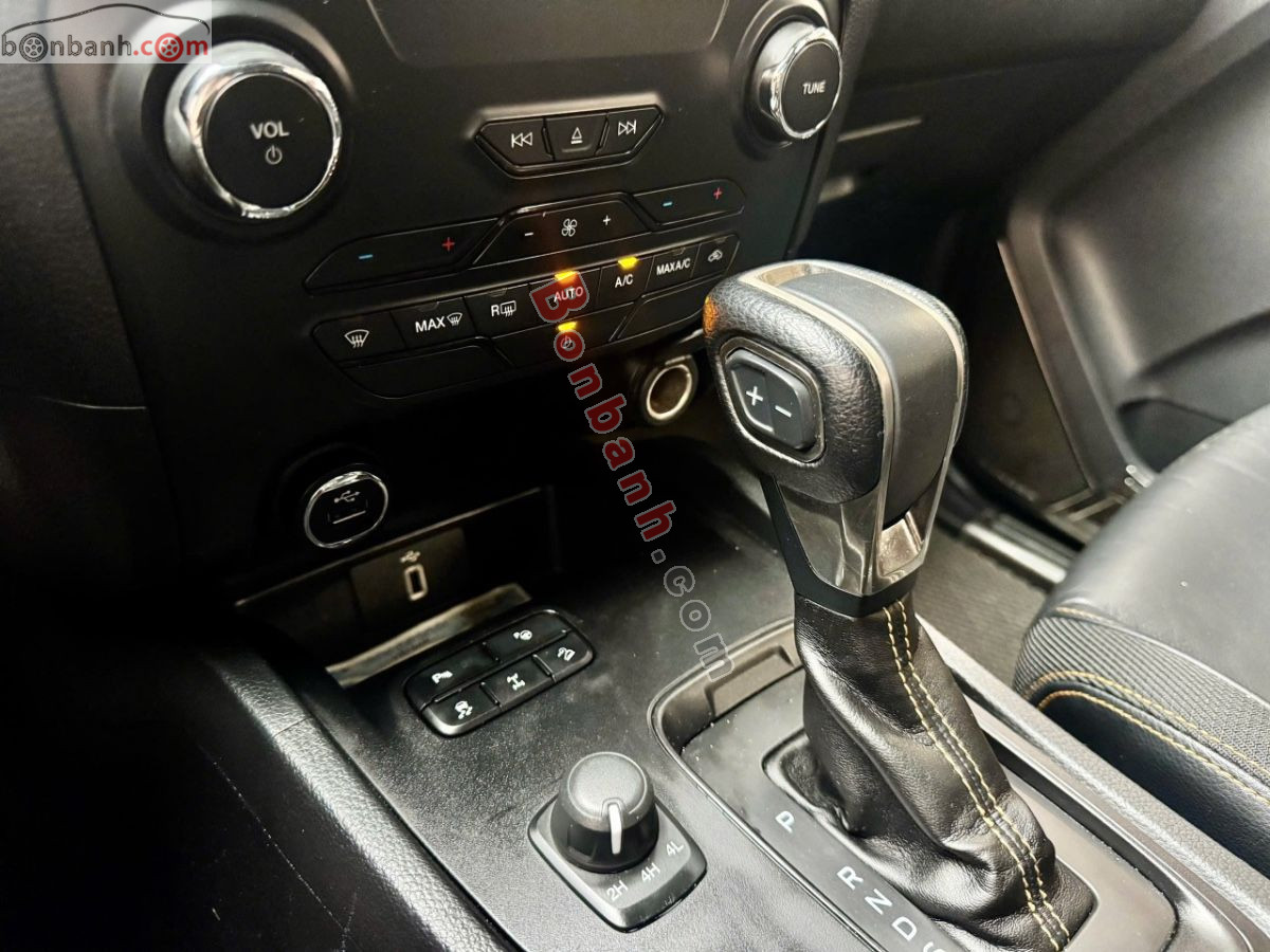 Bán ô tô Ford Ranger Wildtrak 2.0L 4x4 AT - 2018 - xe cũ