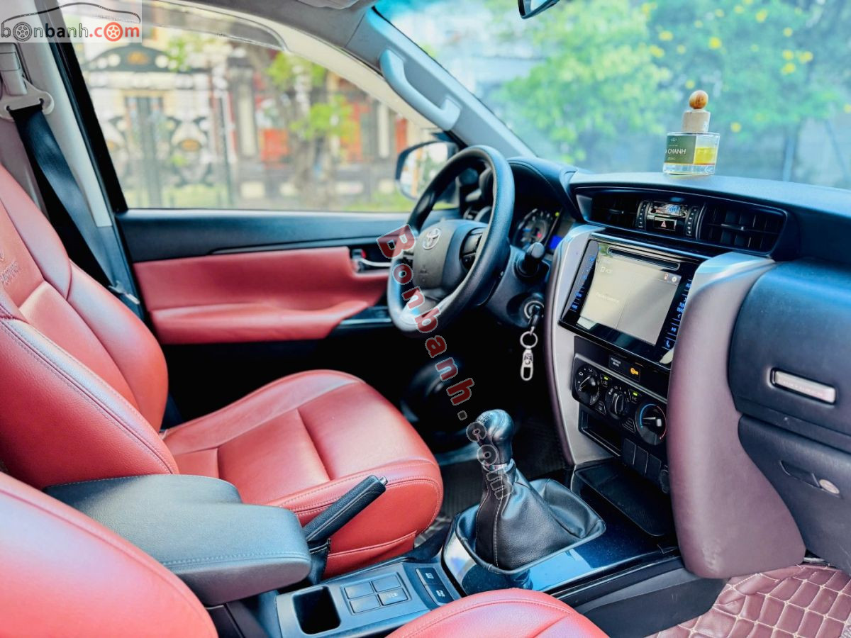 Bán ô tô Toyota Fortuner 2.4G 4x2 MT - 2020 - xe cũ