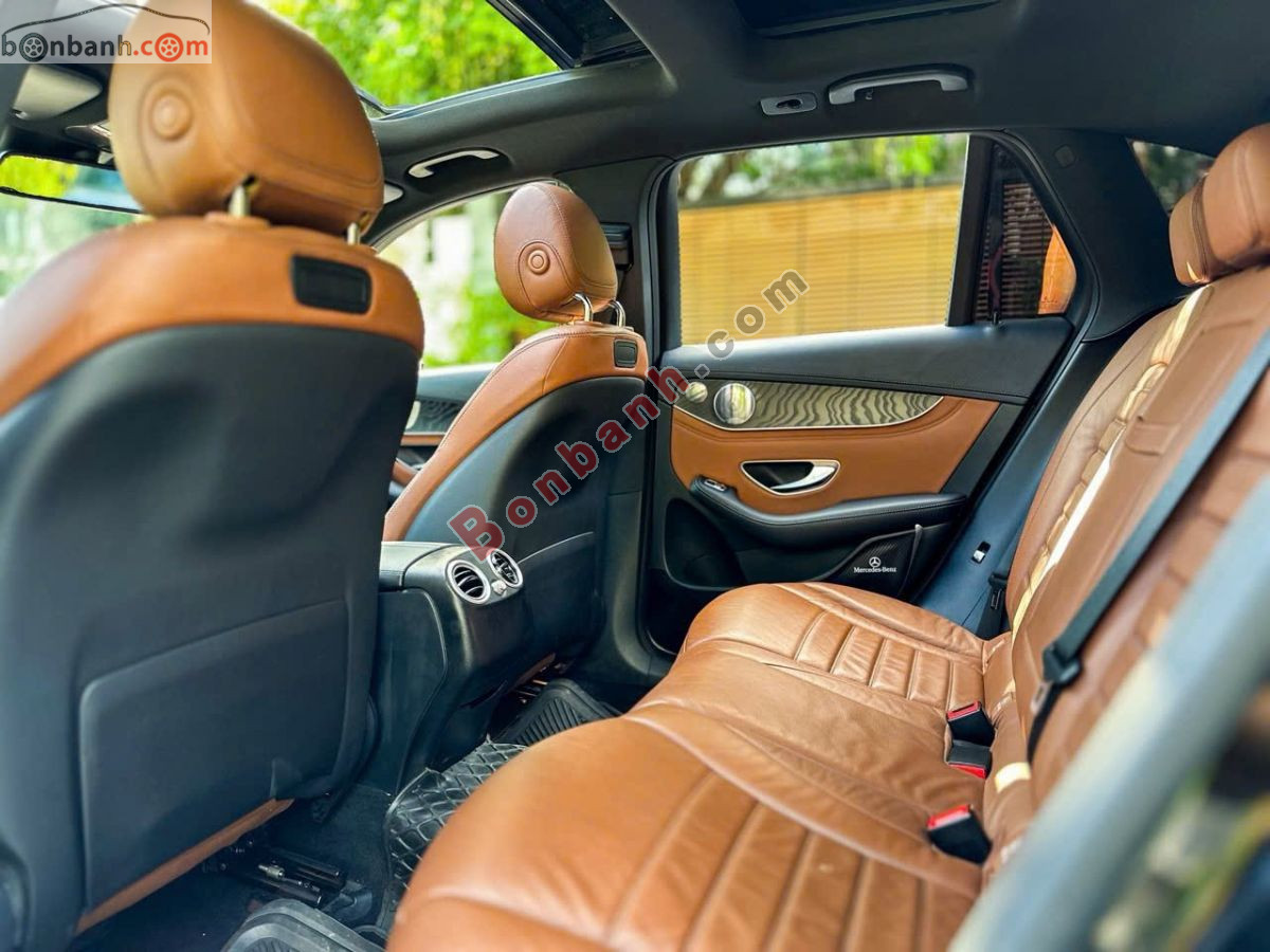 Bán ô tô Mercedes Benz GLC 300 4Matic - 2018 - xe cũ