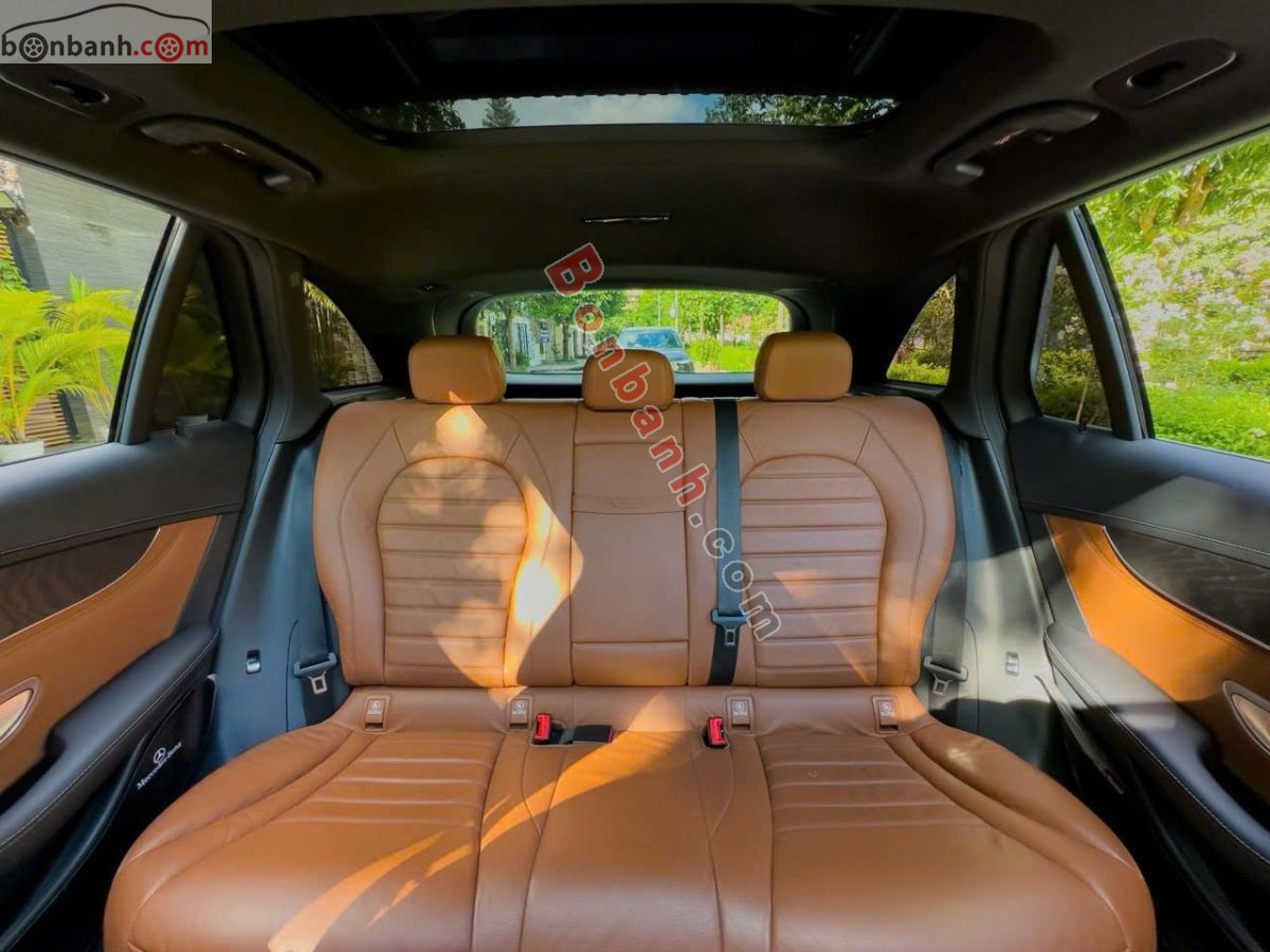 Bán ô tô Mercedes Benz GLC 300 4Matic - 2018 - xe cũ
