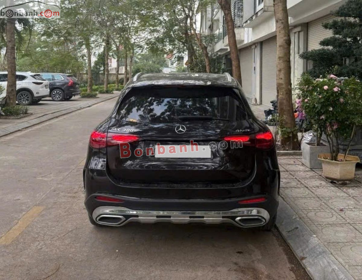 Bán ô tô Mercedes Benz GLC 300 4Matic - 2023 - xe cũ