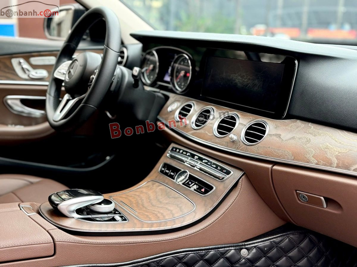Bán ô tô Mercedes Benz E class E200 - 2019 - xe cũ