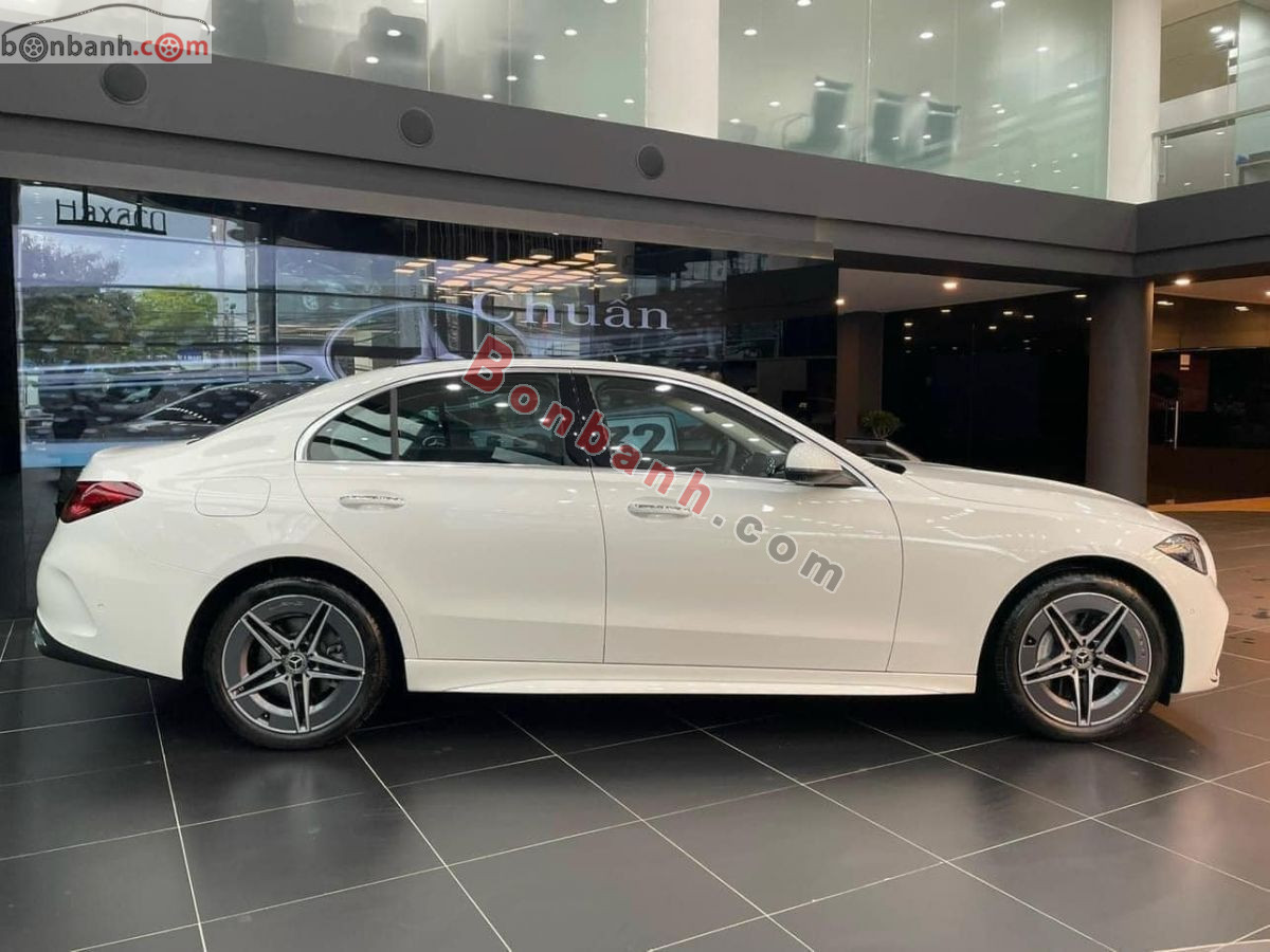 Bán ô tô Mercedes Benz C class C300 AMG - 2025 - xe mới