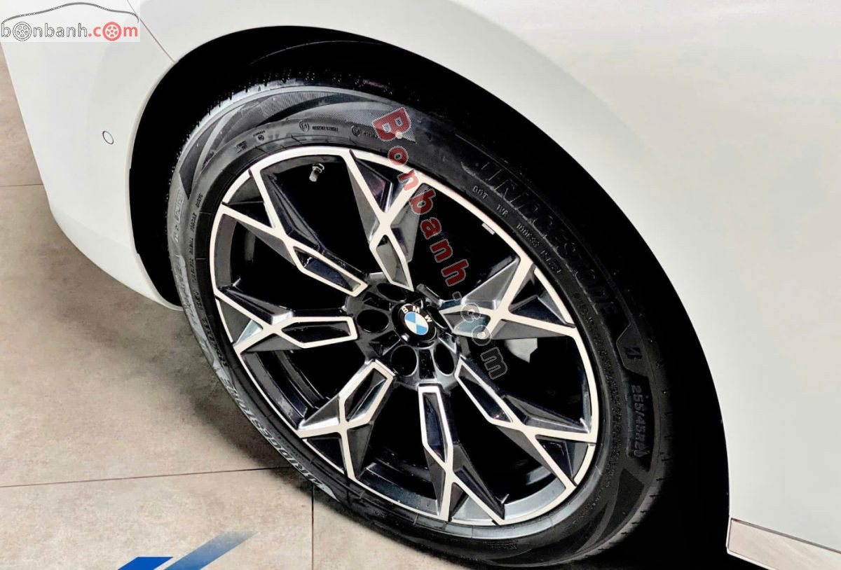 Bán ô tô BMW 7 Series 735i Pure Excellence - 2025 - xe mới