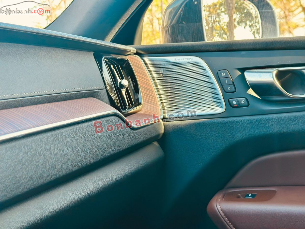 Bán ô tô Volvo XC60 Ultimate Bright B6 AWD - 2024 - xe cũ