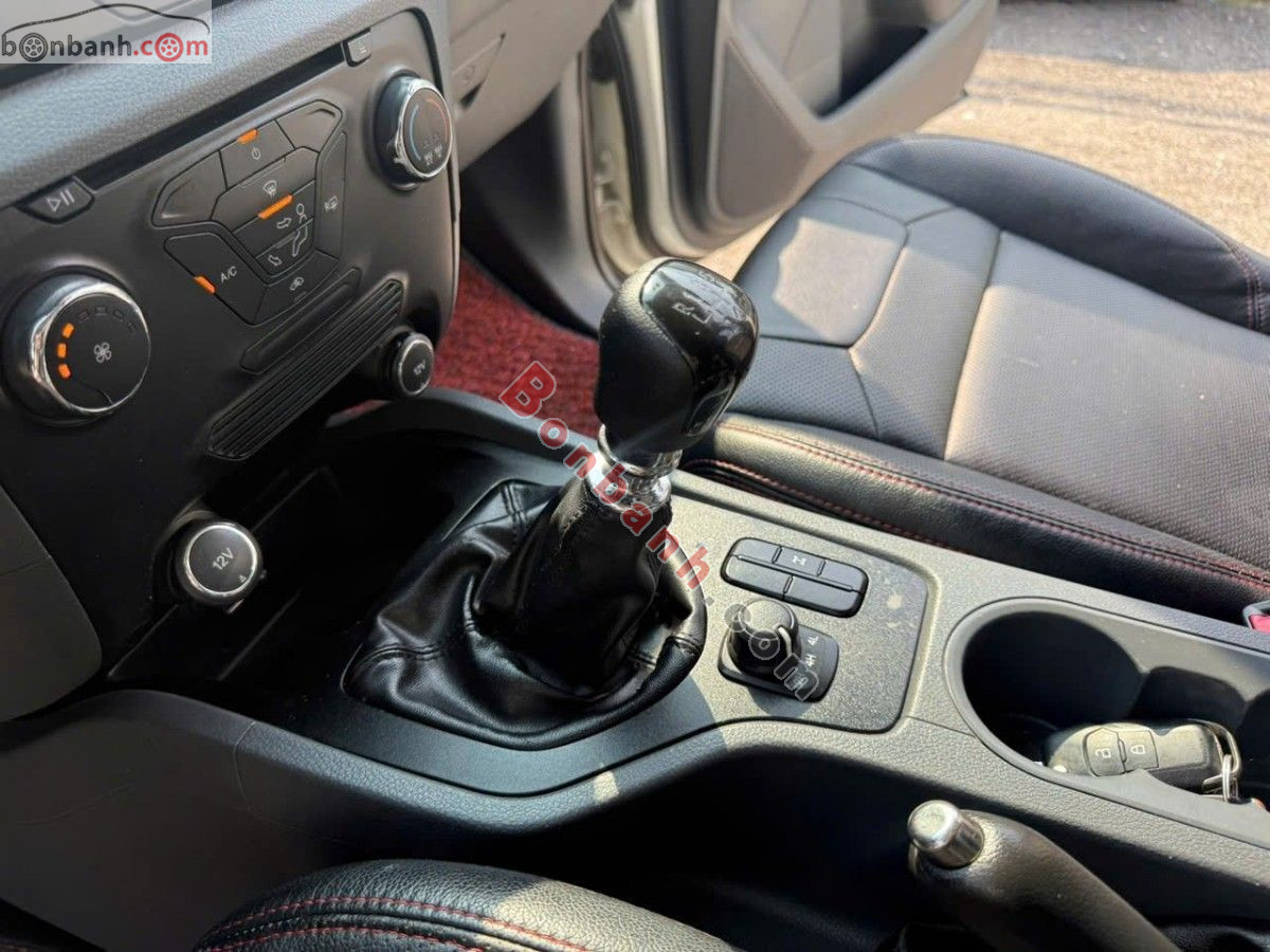 Bán ô tô Ford Ranger XLT 2.2L 4x4 MT - 2016 - xe cũ