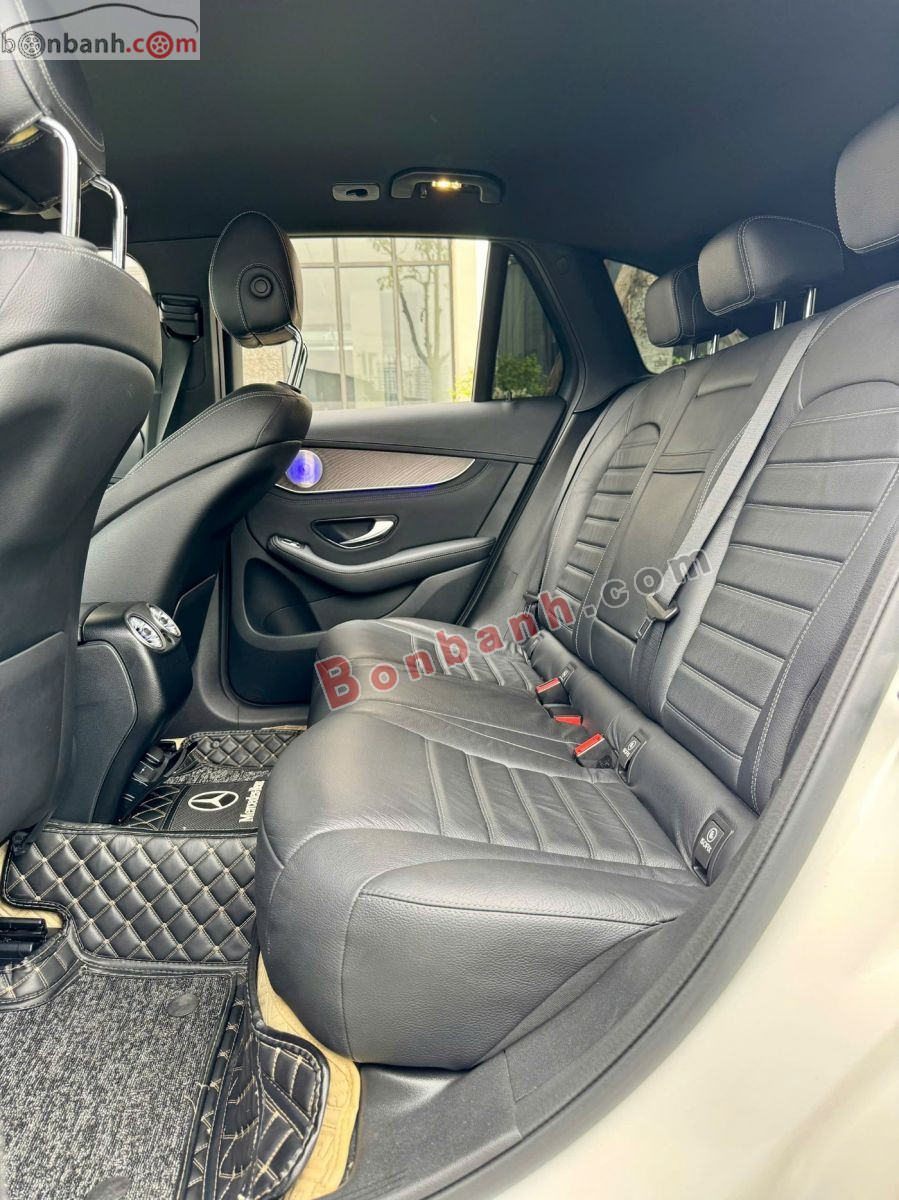 Bán ô tô Mercedes Benz GLC 200 4Matic - 2021 - xe cũ