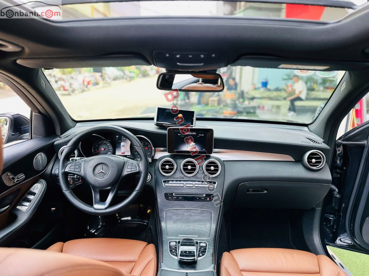 Bán ô tô Mercedes Benz GLC 300 4Matic - 2018 - xe cũ