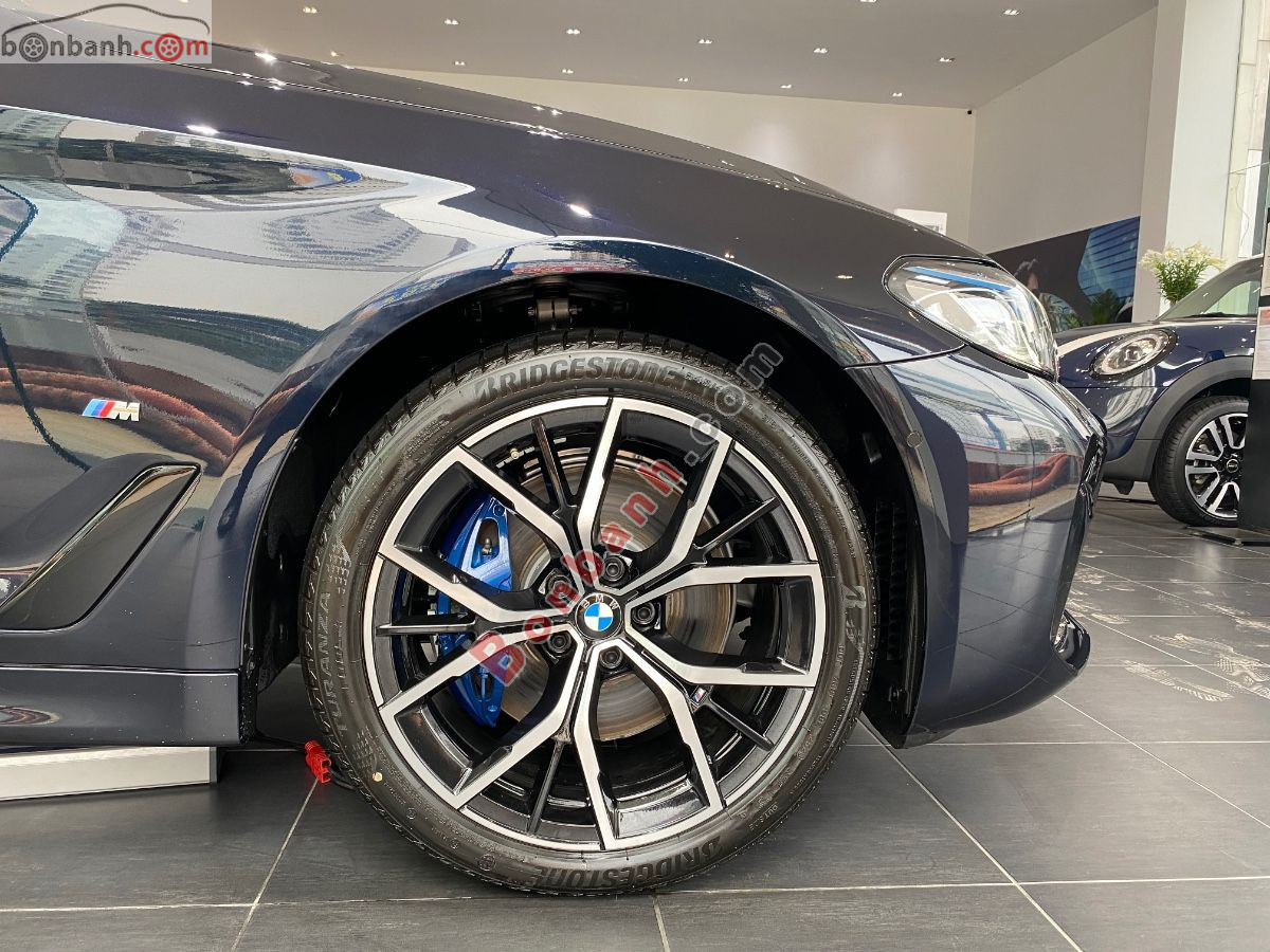 Bán ô tô BMW 5 Series 520i M Sport - 2023 - xe mới