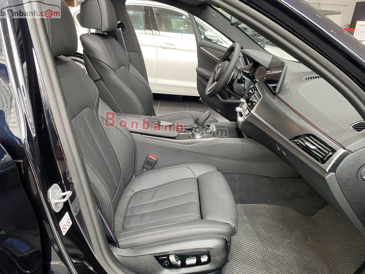 Bán ô tô BMW 5 Series 520i M Sport - 2023 - xe mới