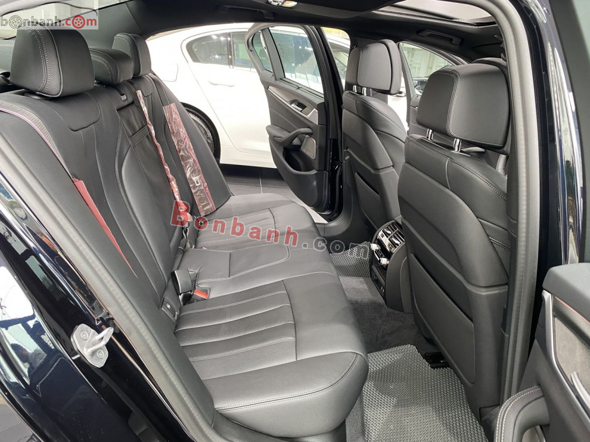 Bán ô tô BMW 5 Series 520i M Sport - 2023 - xe mới