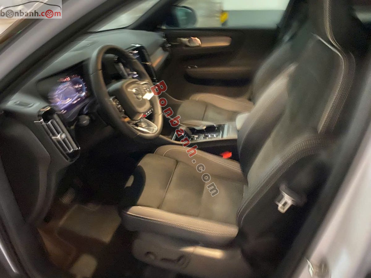 Bán ô tô Volvo XC40 Ultimate B5 AWD - 2024 - xe cũ