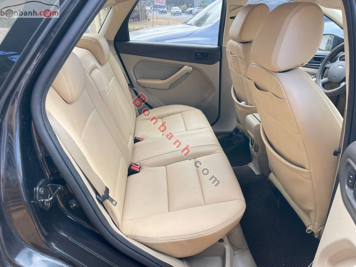 Bán ô tô Ford Focus 1.8 MT - 2010 - xe cũ