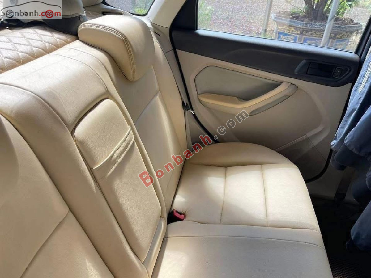 Bán ô tô Ford Focus 1.8 MT - 2010 - xe cũ