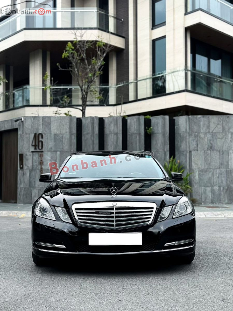 Bán ô tô Mercedes Benz E class E300 - 2011 - xe cũ