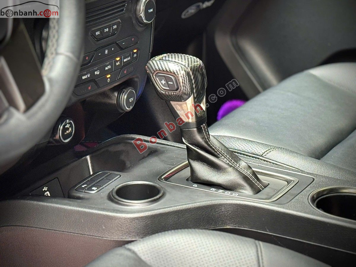 Bán ô tô Ford Everest Titanium 2.0L 4x2 AT - 2021 - xe cũ