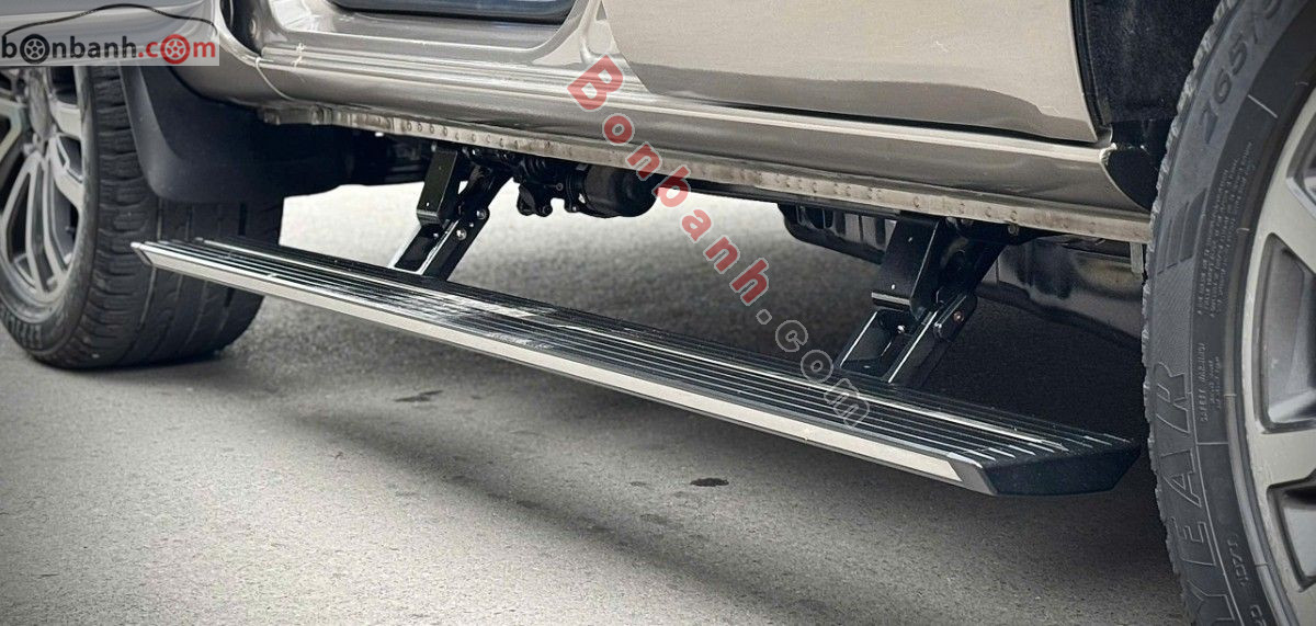 Bán ô tô Ford Everest Titanium 2.0L 4x2 AT - 2021 - xe cũ