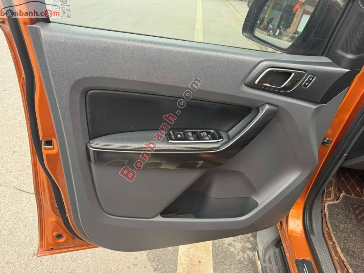 Bán ô tô Ford Ranger Wildtrak 3.2L 4x4 AT - 2016 - xe cũ