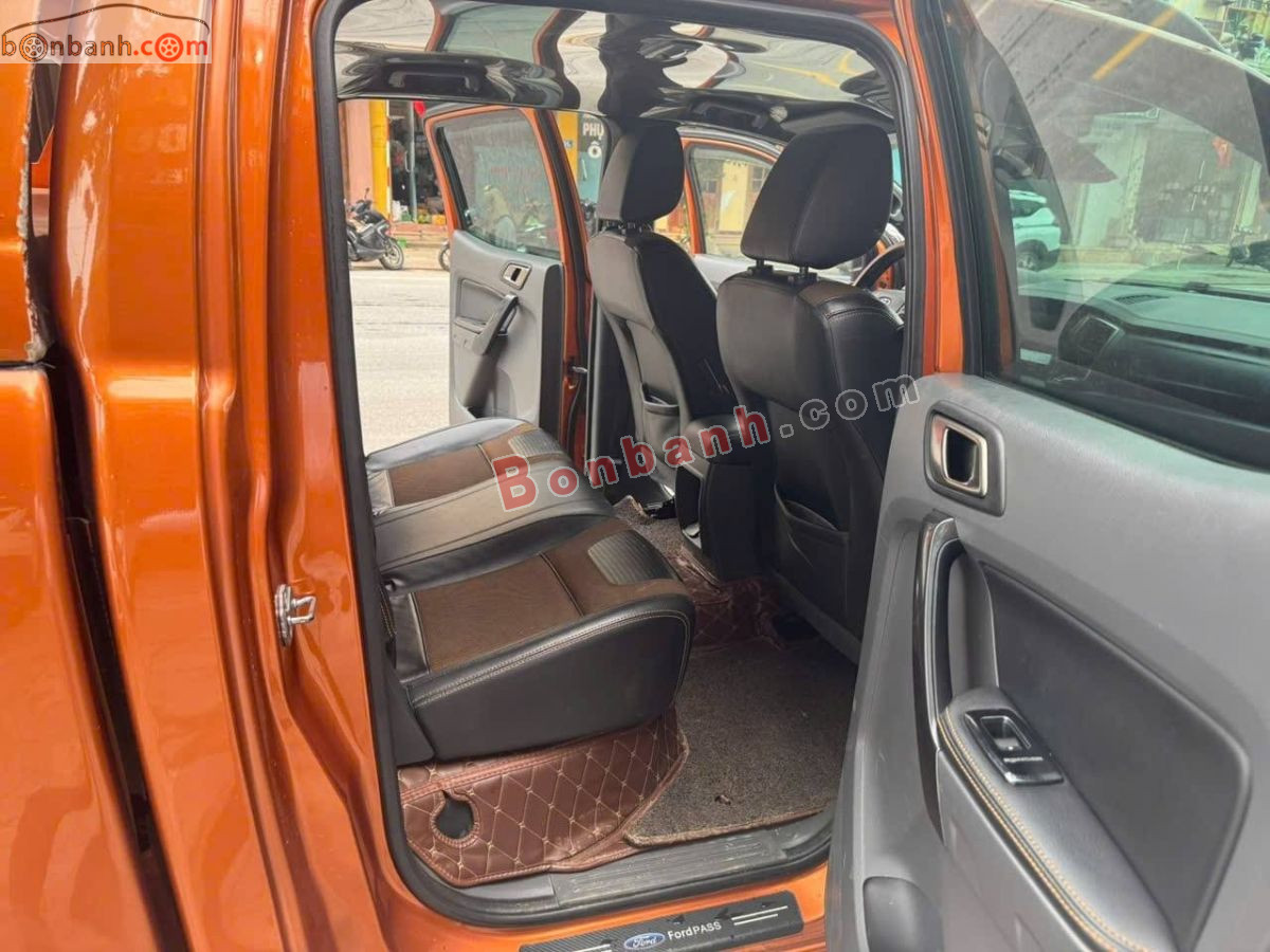 Bán ô tô Ford Ranger Wildtrak 3.2L 4x4 AT - 2016 - xe cũ