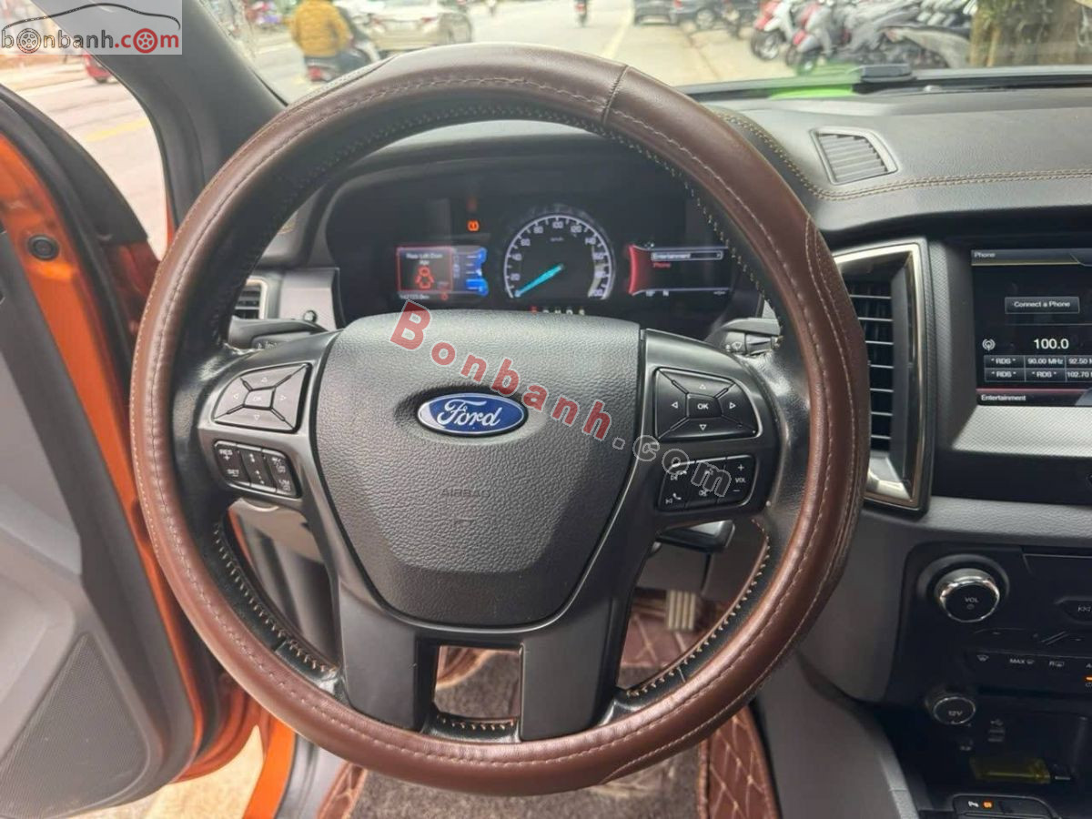 Bán ô tô Ford Ranger Wildtrak 3.2L 4x4 AT - 2016 - xe cũ