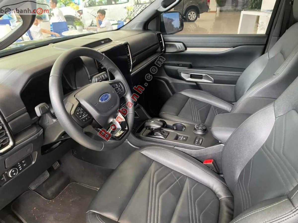 Bán ô tô Ford Everest Titanium Plus 2.0L 4x4 AT - 2026 - xe mới