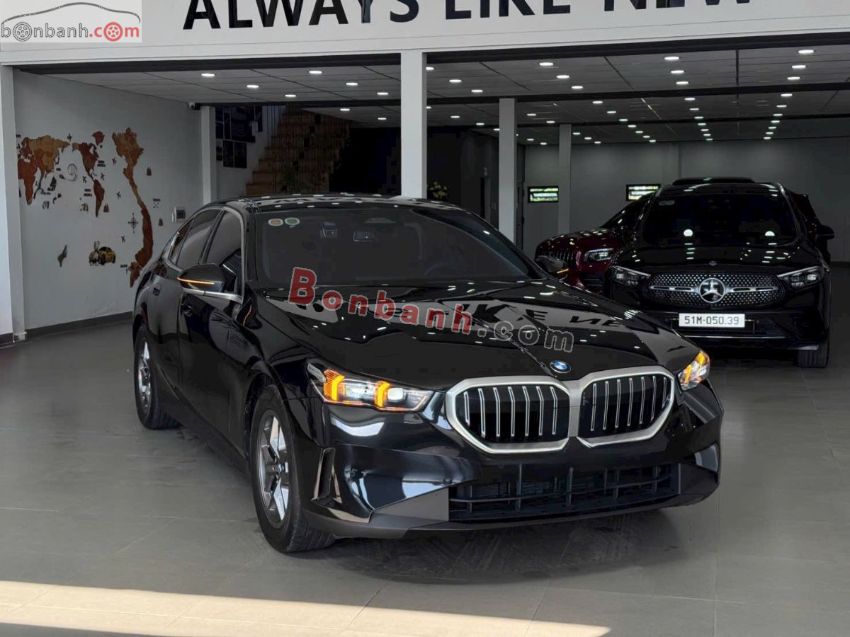 Bán ô tô BMW 5 Series 520i - 2024 - xe cũ