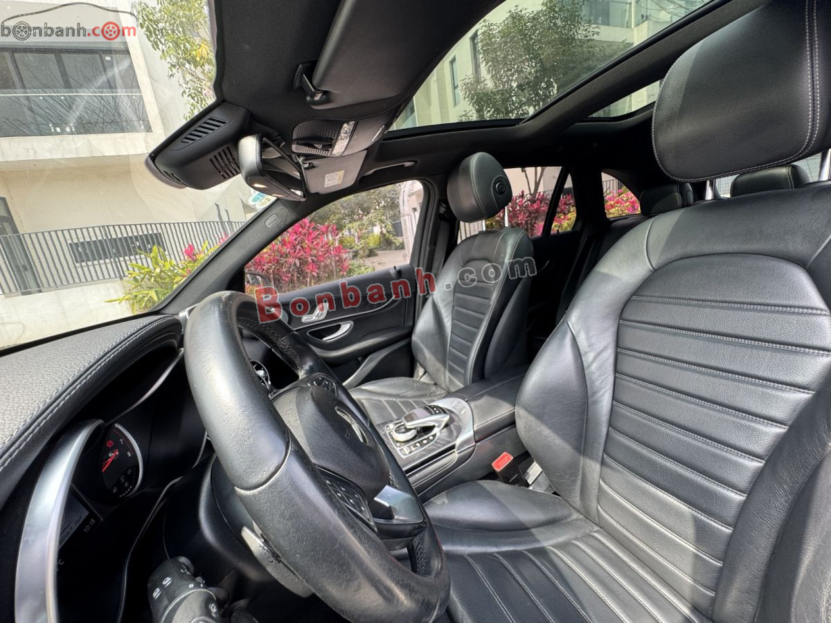 Bán ô tô Mercedes Benz GLC 300 4Matic - 2017 - xe cũ