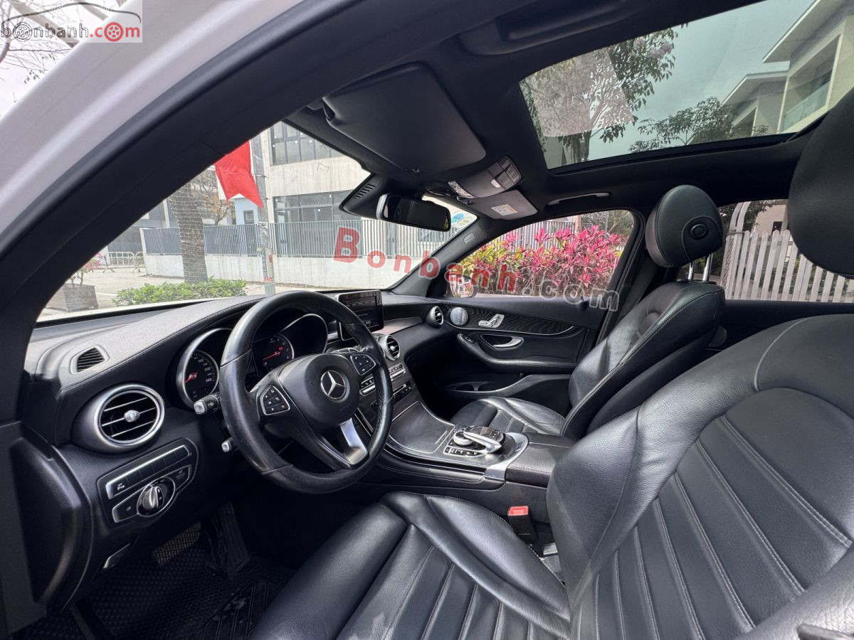 Bán ô tô Mercedes Benz GLC 300 4Matic - 2017 - xe cũ