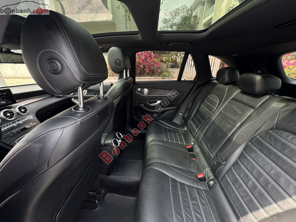Bán ô tô Mercedes Benz GLC 300 4Matic - 2017 - xe cũ