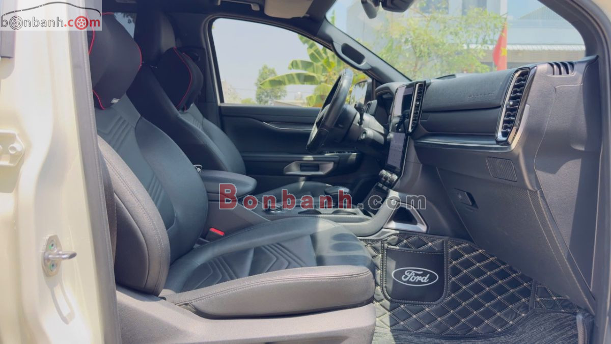Bán ô tô Ford Everest Titanium Plus 2.0L 4x4 AT - 2023 - xe cũ