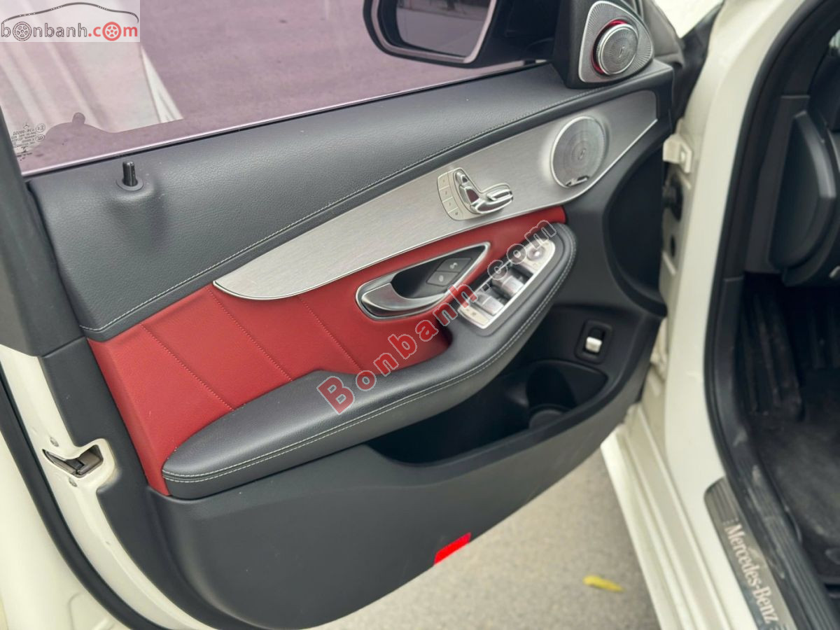 Bán ô tô Mercedes Benz C class C300 AMG - 2017 - xe cũ