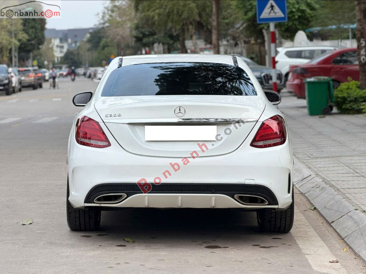 Bán ô tô Mercedes Benz C class C300 AMG - 2017 - xe cũ