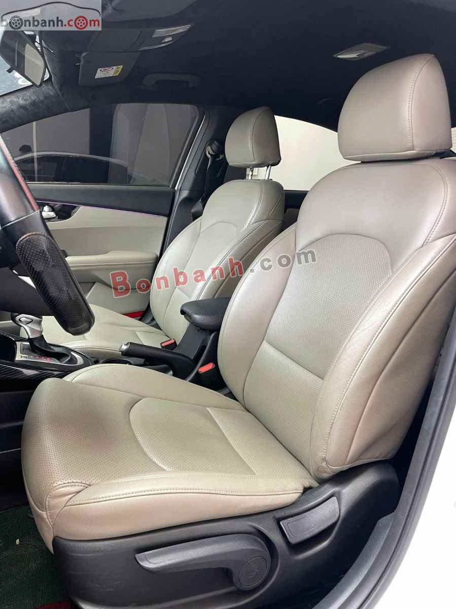 Bán ô tô Kia Cerato 1.6 AT Deluxe - 2020 - xe cũ