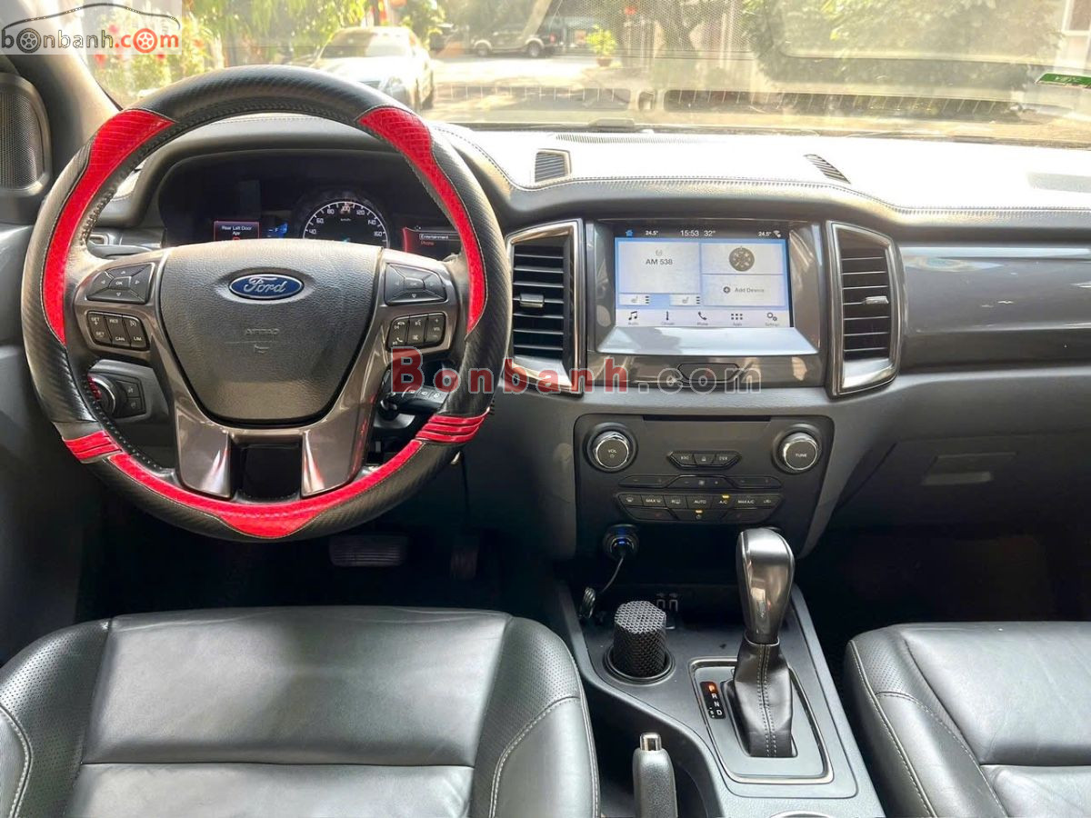 Bán ô tô Ford Everest Titanium 2.2L 4x2 AT - 2017 - xe cũ