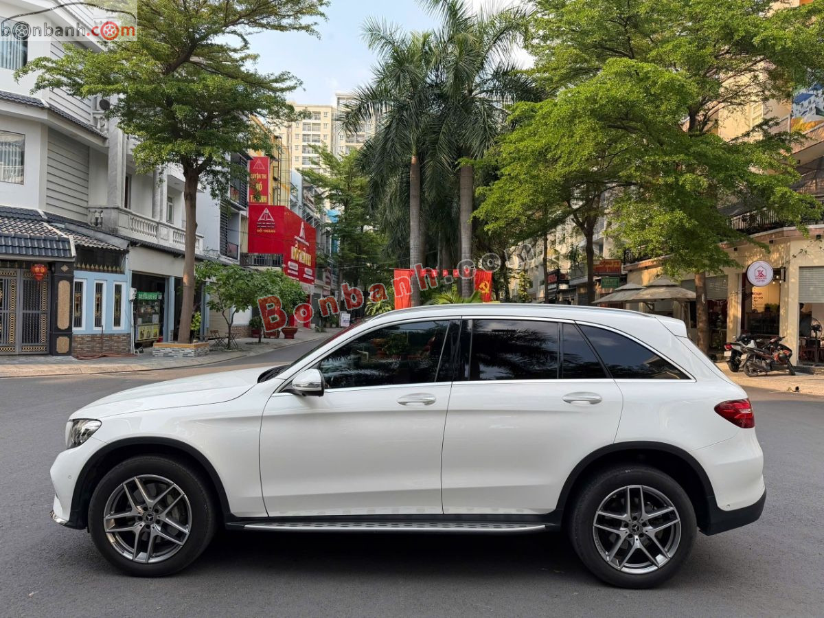 Bán ô tô Mercedes Benz GLC 300 4Matic - 2017 - xe cũ